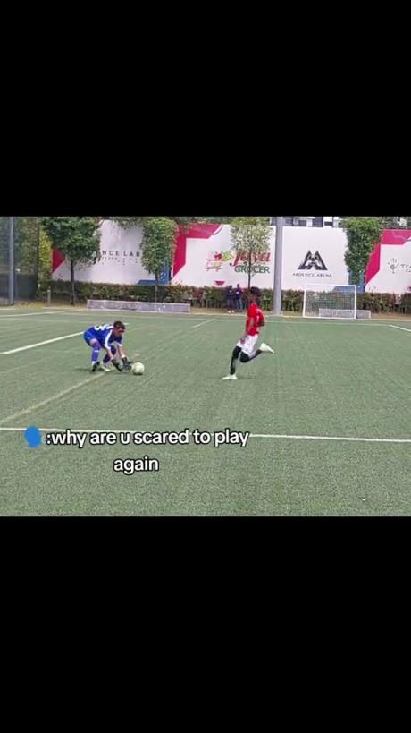 惡劣！這孩子可以終身禁止踢足球了